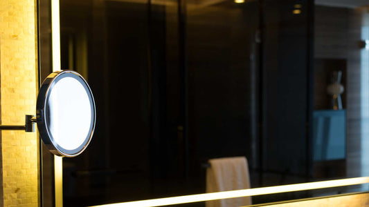 Comparing LED Bathroom Mirrors: Backlit vs. Frontlit